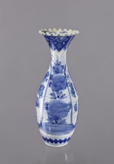 Vase, ceramics, blue and white porcelain, Japanese, 19th/20th century Japan, plant ornaments,