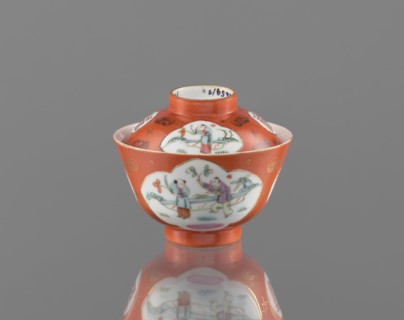 Bowl with a lid, maker, porcelain; colored; Qing dynasty, Tongzhi period 1862–1874; Chinese;