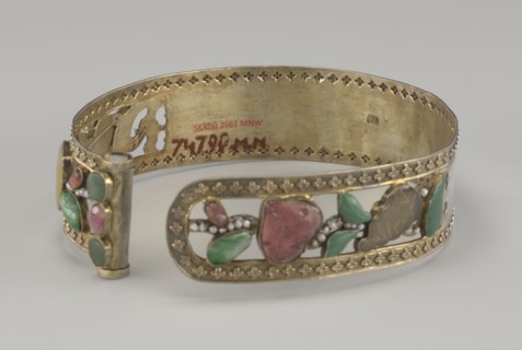 Headband, Chinese, Qing dynasty 1644–1911, 19th century. Openwork head ornament inlaid with glass,