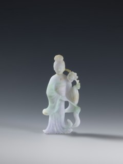 Taoist goddess?;, Chinese; Qing dynasty 1644–1911; Taoism; flowers iconography; scepter; green-pink