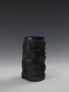 Vase, gift, Chinese art, Chinese, Qing 1644–1911, dragons iconography, bas-relief decoration, 19th