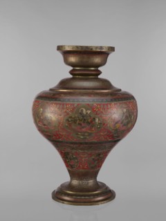 Vase, 19th century, India. Vase with a bulging, flattened belly tapering toward the bottom; wide