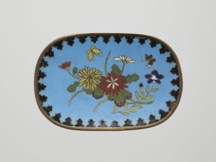 Tray, Japanese art, Japanese, Meiji 1868–1912, butterflies, flowers, chrysanthemums, 19th/20th