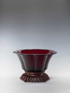 Bowl on base, bowl, Chinese art, Chinese culture, Qianlong style, Qing 1644–1911, Each segment