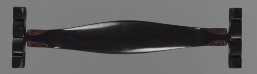 Elbow rest, Warring States Period 475–221 BCE. Standalone support in the shape of a wavy inverted