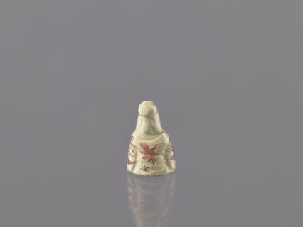 Seated female figure — Guanyin, gift; early 20th century, Japan; ceramic sculpture; height 3.7 cm,