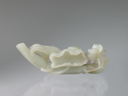 Lotus branch - decoration; maker, purchase provenance; Chinese art; Chinese culture; Qing dynasty