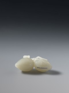 Paperweight - peaches; maker, Chinese; Chinese art; peaches iconography; Qianlong 1736–1795 style;