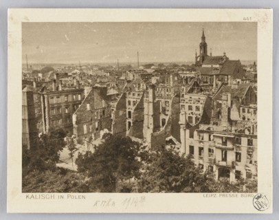 Panorama of Kalisz after its destruction in 1914; panorama city view showing war damage and