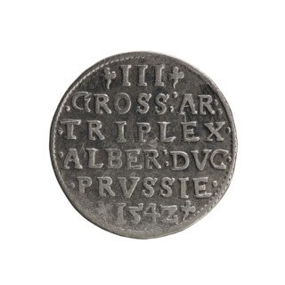 Obverse: Male bust in armour in profile turned to the right; short hair, long beard with sideburns.