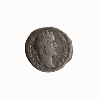Denarius, Antoninus Pius 86–161; Roman emperor 138–161. Aw: Head of Antoninus Pius in a laurel