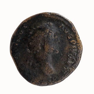 Dupondius of Antoninus Pius 86–161; Roman Emperor 138–161. Obverse: Head of Antoninus Pius in a