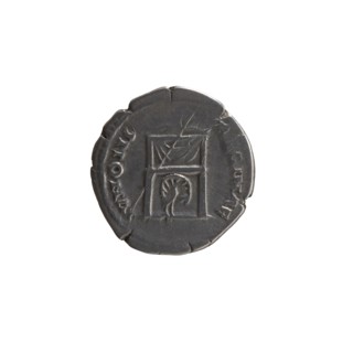 Denarius, Antoninus Pius 86–161; Roman emperor 138–161, issuer; Faustina the Elder 98–141; Roman