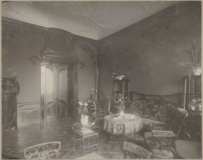 Lódz. Maurycy Poznanski's Palace. View of the drawing room with Art Nouveau decoration and