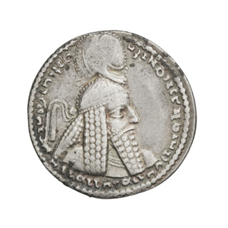 Drachma, Ardashir I (ruler of Persia; 224–242). Obverse: Bust of the king wearing a crown with