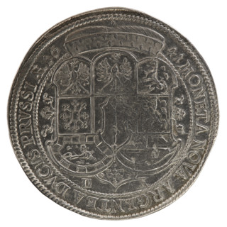 Thaler, ca. 1641. Obverse: torso in mitre and electoral mantle turned right, sceptre in right hand,