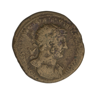 Dupondius, Hadrian (76–138; Roman emperor 117–138). Obverse: Bust of Hadrian with radiant crown