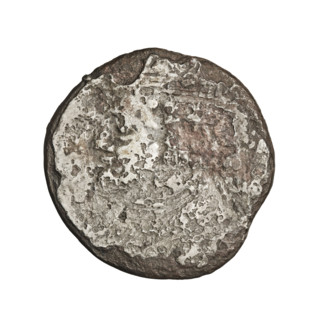 Bronze coin (silver-plated) of Vardanes I (41–45 CE). Obverse: bust of Vardanes I facing left,
