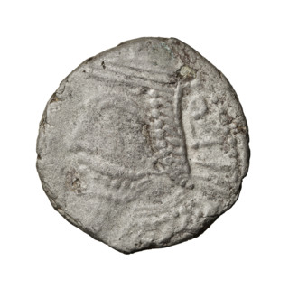 Tetradrachm of Vologases V (191–208). Obverse: bust of Vologases V wearing a tiara, facing left.