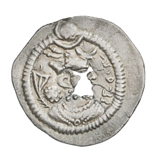 Drachma of Peroz I (ruler of Persia; 459–484). Obverse: bust of Peroz I facing right wearing a