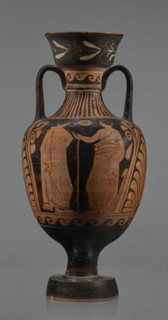 Red-figure amphora, Apulian workshop, Classical Period. Wide, tapering foot supporting a