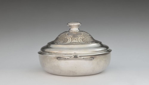 Écuelle by Louis I Dulaurier, goldsmith; tableware element. Body in the form of a smooth, circular