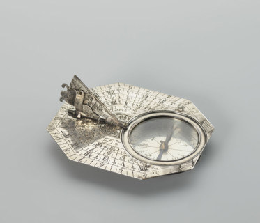 Pocket sundial with compass, Butterfield, Michael (1635–1724). Octagonal, engraved on both sides,