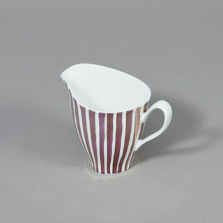 Milk jug from the 'Carry' coffee set; designer Wincenty Potacki (1904–2001); manufacturer Fabryka