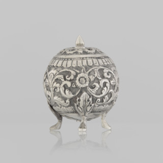 Salt cellar; Indian; 19th century. Small vessel (height 5.0 cm, diameter 4.0 cm) with plant tendril