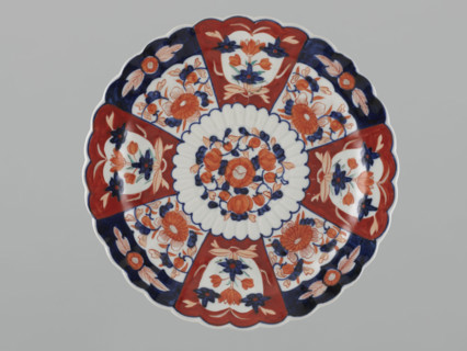 Plate, Japanese, Meiji (1868–1912), Imari ware, floral motifs including lotuses, peaches