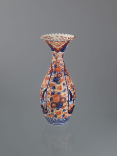 Vase with peonies and sakura, Imari style, Meiji period (1868–1912), decorated with phoenixes