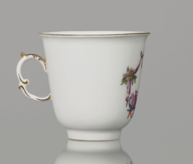 Tall chalice cup; Koenigliche Porzellain Fabrique, Meissen (1710–1763), manufacturer; ca. 1750;
