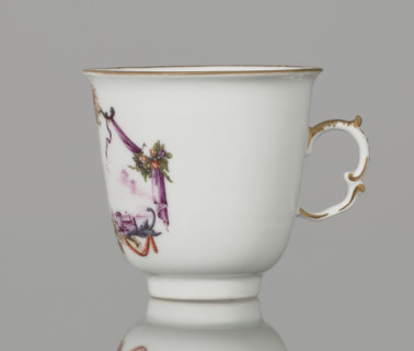 Tall chalice cup; Koenigliche Porzellain Fabrique, Meissen (1710–1763), manufacturer; ca. 1750;