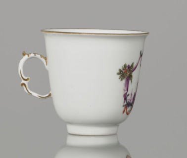 Tall chalice cup, Koenigliche Porzellain Fabrique, Meissen (1710–1763), manufacturer, ca. 1750;