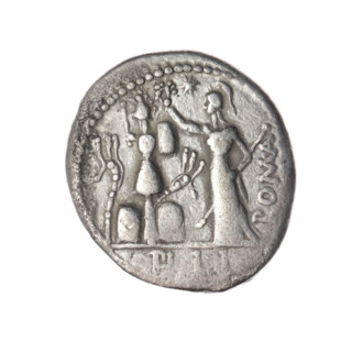 Denarius, M. Furius Philus (fl. 119 BC), Obv.: Head of Janus in a laurel wreath; inscription M