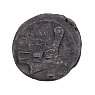 Obv. Head of Roma in an Attic helmet to right; behind her the mark of value o. Pearl border. Rev.