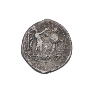 Victoria, head of Jupiter (iconographic), trophies, Victoria (personification), laurel wreath