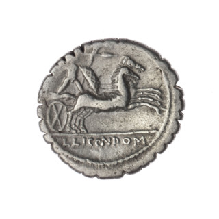 Denarius serratus, Pomponius, L. (fl. 118 BC), publisher; Licinius Crassus, L. (fl. 118 BC),