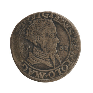 Lithuanian trojak, Sigismund II Augustus (King of Poland; 1544–1572). Obverse: crowned male bust in
