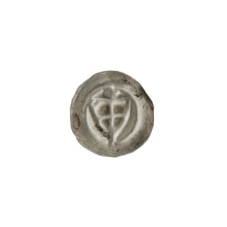 Denarius - bracteate; triangular shield with a cross whose arms reach the edge; above the shield a