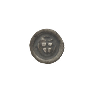 Denarius - bracteate; triangular shield with a cross whose arms reach the edge; shields; one-sided
