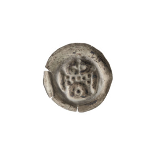 Denarius bracteate imitation: gate topped with a trefoil, seven round holes in the wall, one sphere