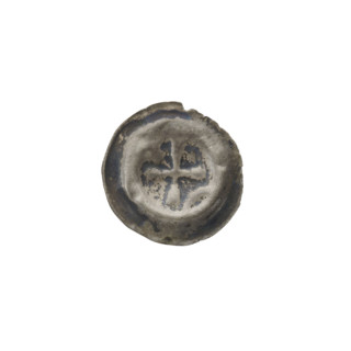 Denarius (bracteate) with isosceles cross with widening arms; in one angle between the arms a