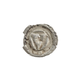 Denarius (bracteate), one-sided coin; triangular shield with a six-pointed star and additional