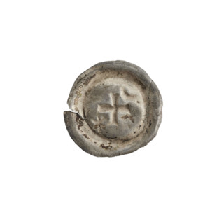 Denarius - bracteate, isosceles cross with expanding, split arms; in one angle between its arms a