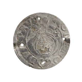 Obverse: Under the ducal mitre, a five-field coat of arms; below in the shield the value numeral 3.