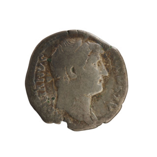 Denarius, Hadrian (76–138; Roman emperor 117–138). Obverse: emperor's head in a laurel wreath