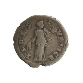 Denarius, Hadrian (76–138; Roman emperor 117–138). Silver coin, weight 2.99 g, axis 180°. Obverse:
