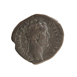 denarius, Antoninus Pius (86–161; Roman emperor 138–161) — iconography: genius (mythology), busts,