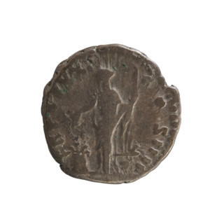 Denarius of Antoninus Pius (ruled 138–161 CE), c. 157–158. Silver coin, weight 3.04 g, axis 180°.